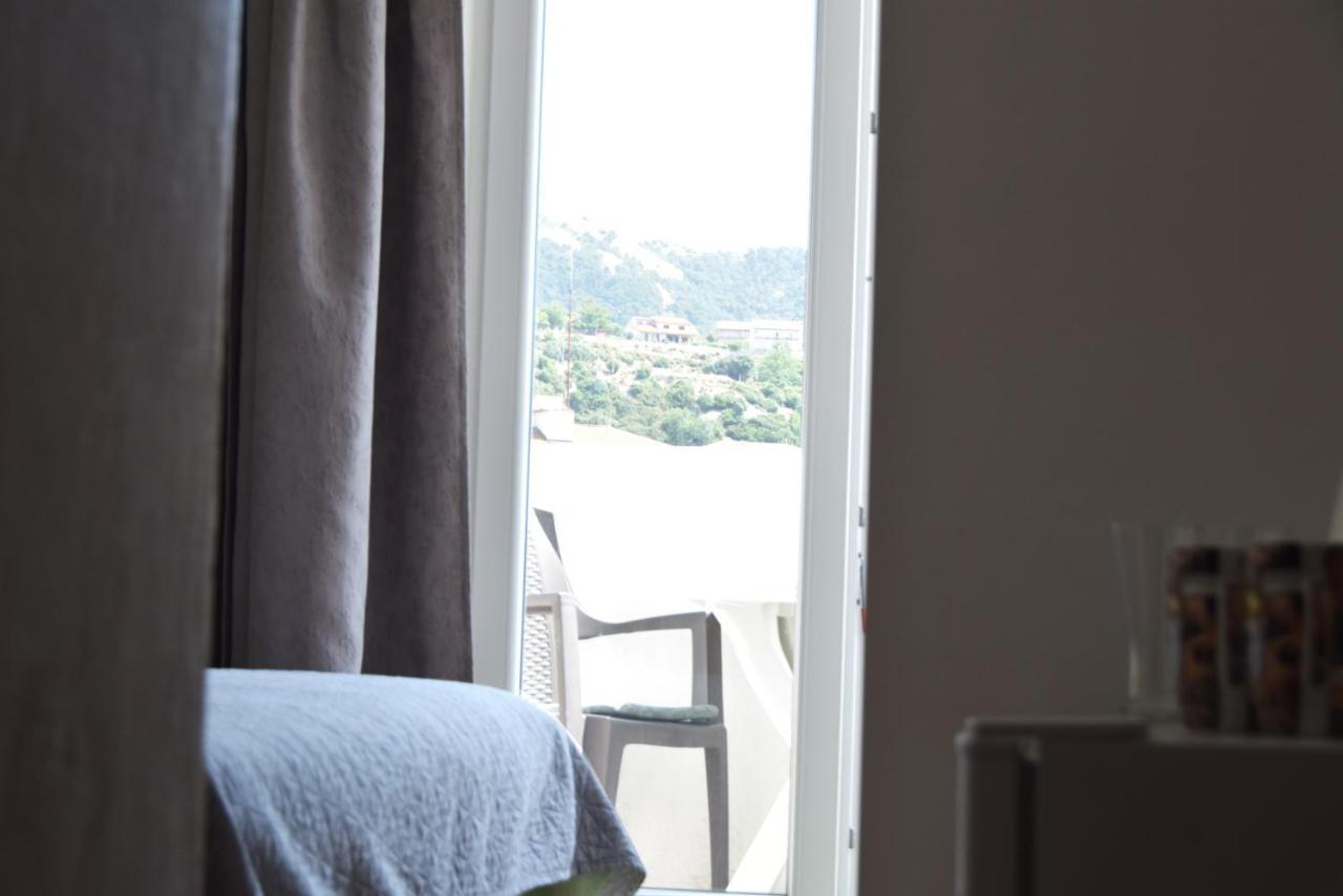 Guest House Tina ราบ ภายนอก รูปภาพ