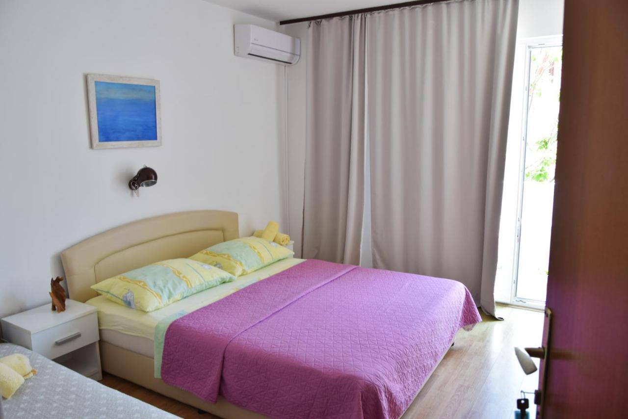 Guest House Tina ราบ ภายนอก รูปภาพ
